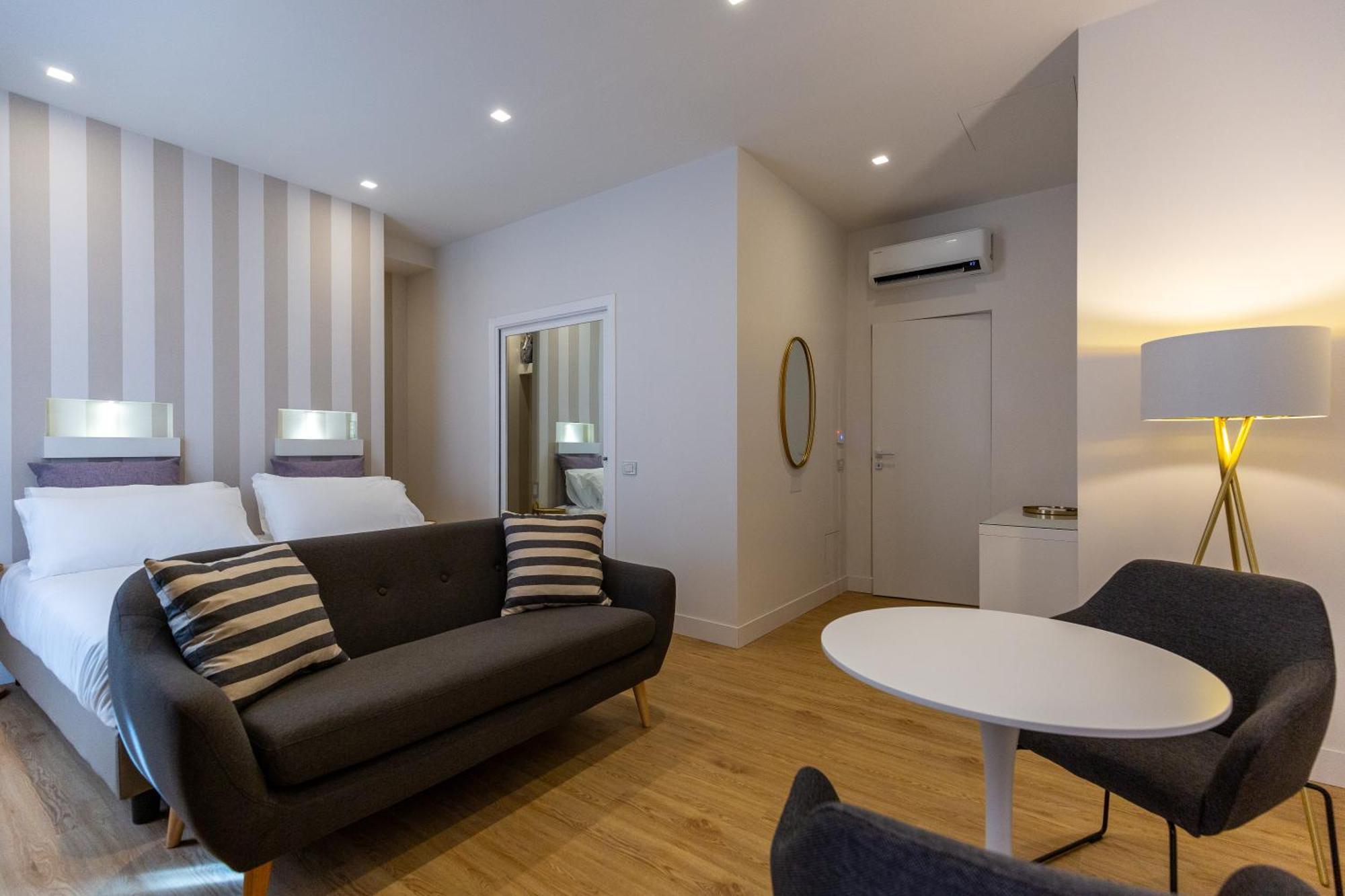 Hotel Casa Lounge Costituzione Cagliari Zewnętrze zdjęcie