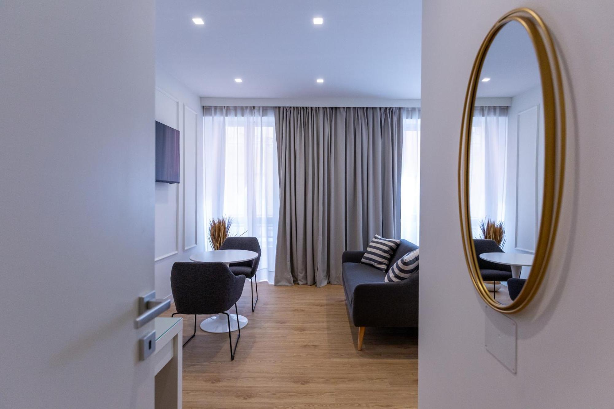 Hotel Casa Lounge Costituzione Cagliari Zewnętrze zdjęcie