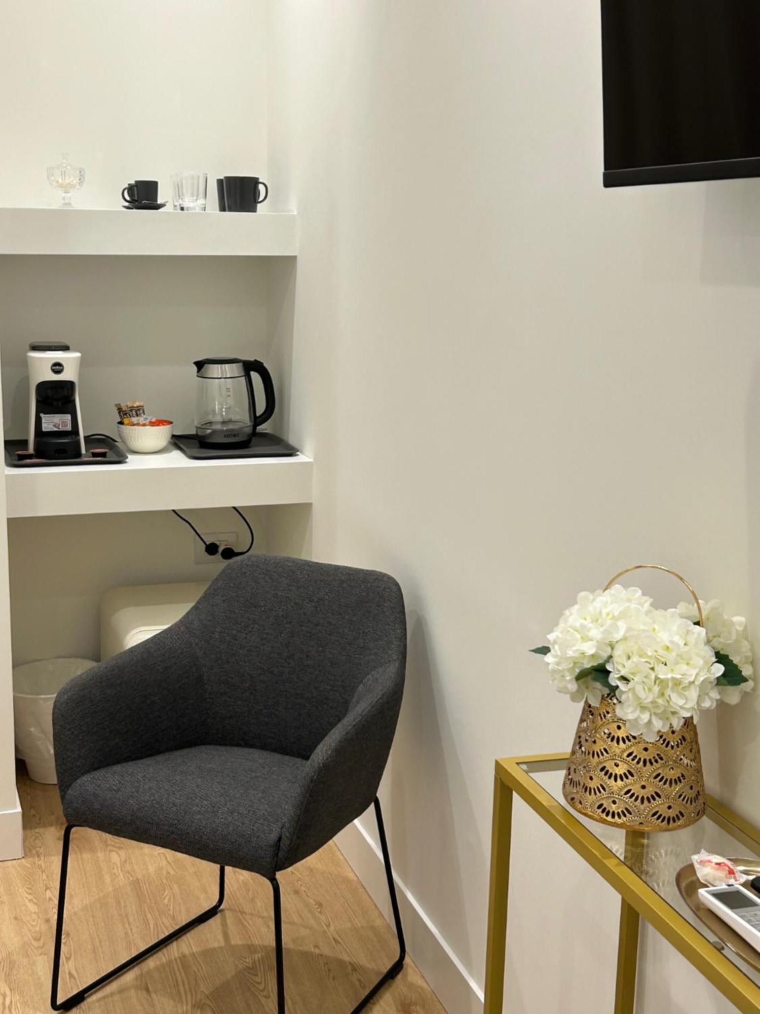 Hotel Casa Lounge Costituzione Cagliari Zewnętrze zdjęcie