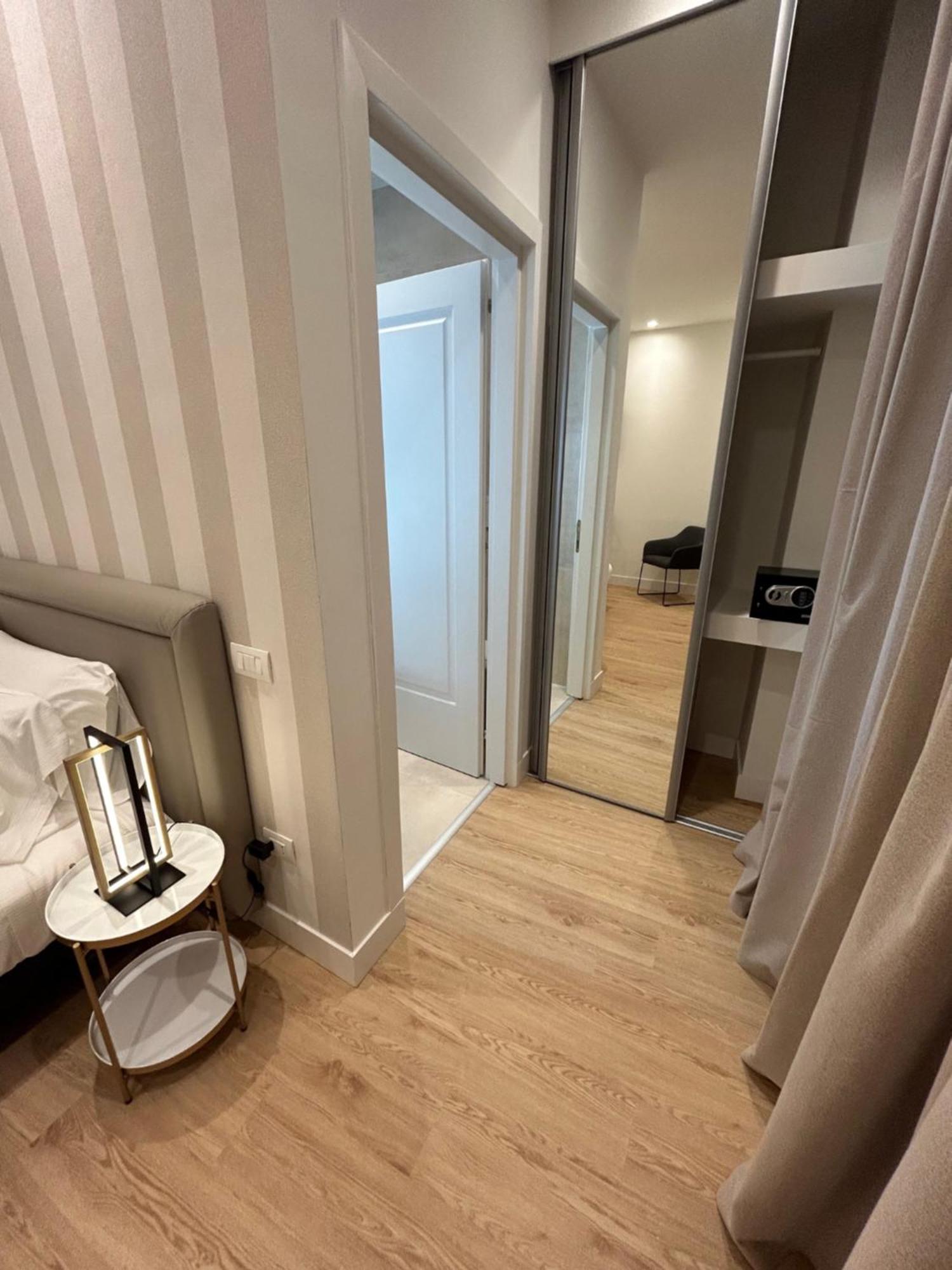 Hotel Casa Lounge Costituzione Cagliari Zewnętrze zdjęcie