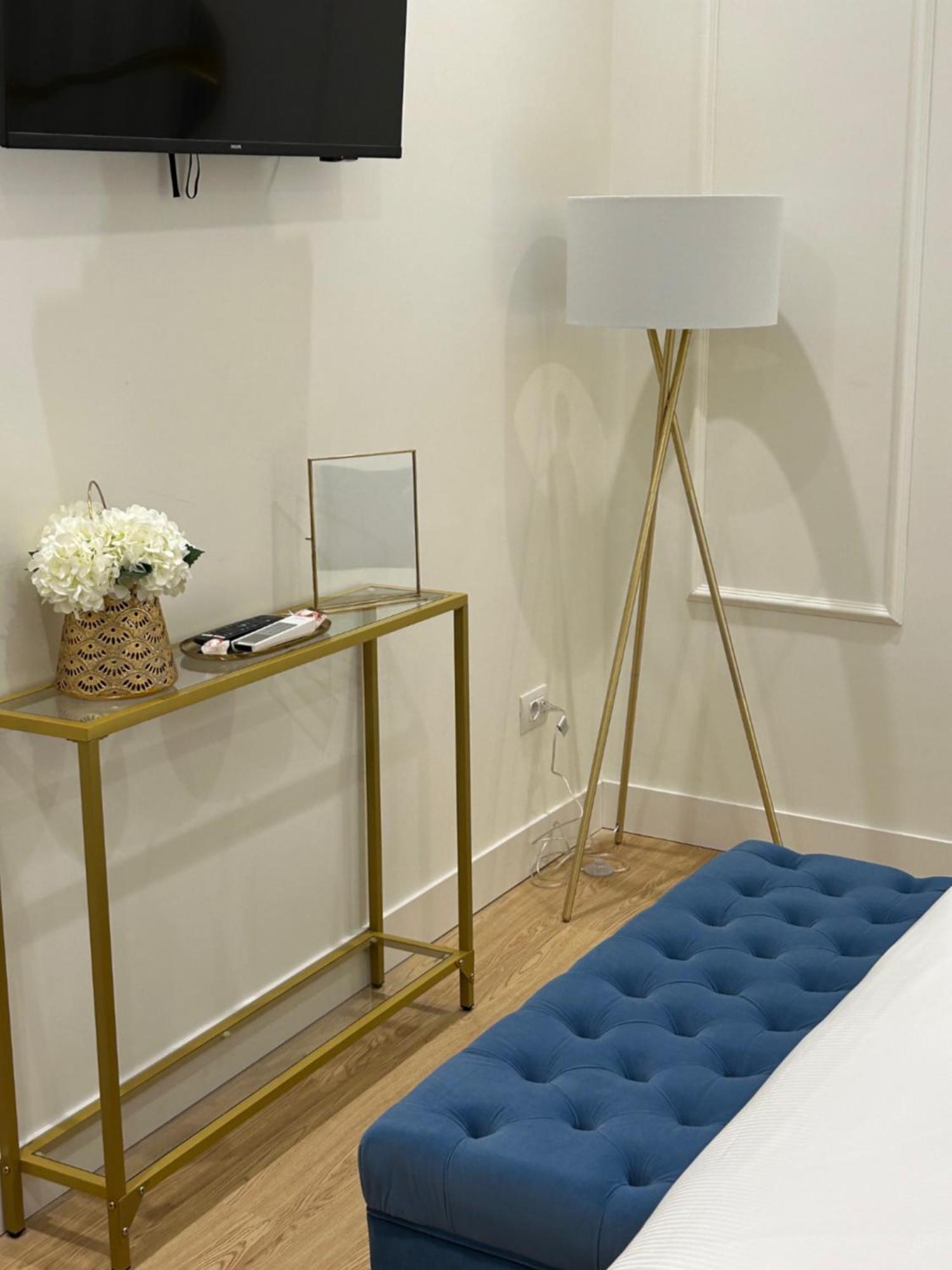 Hotel Casa Lounge Costituzione Cagliari Zewnętrze zdjęcie