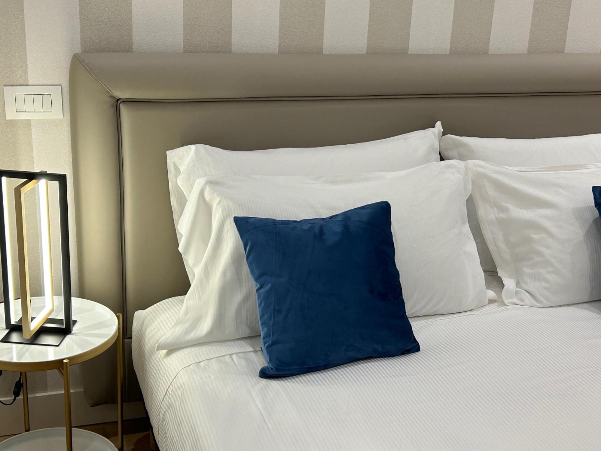 Hotel Casa Lounge Costituzione Cagliari Zewnętrze zdjęcie